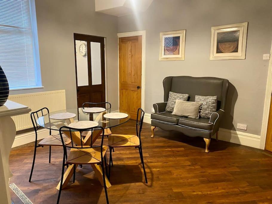Spacious, Cosy 3 Bedroom House In Preston. Preston  Exterior photo